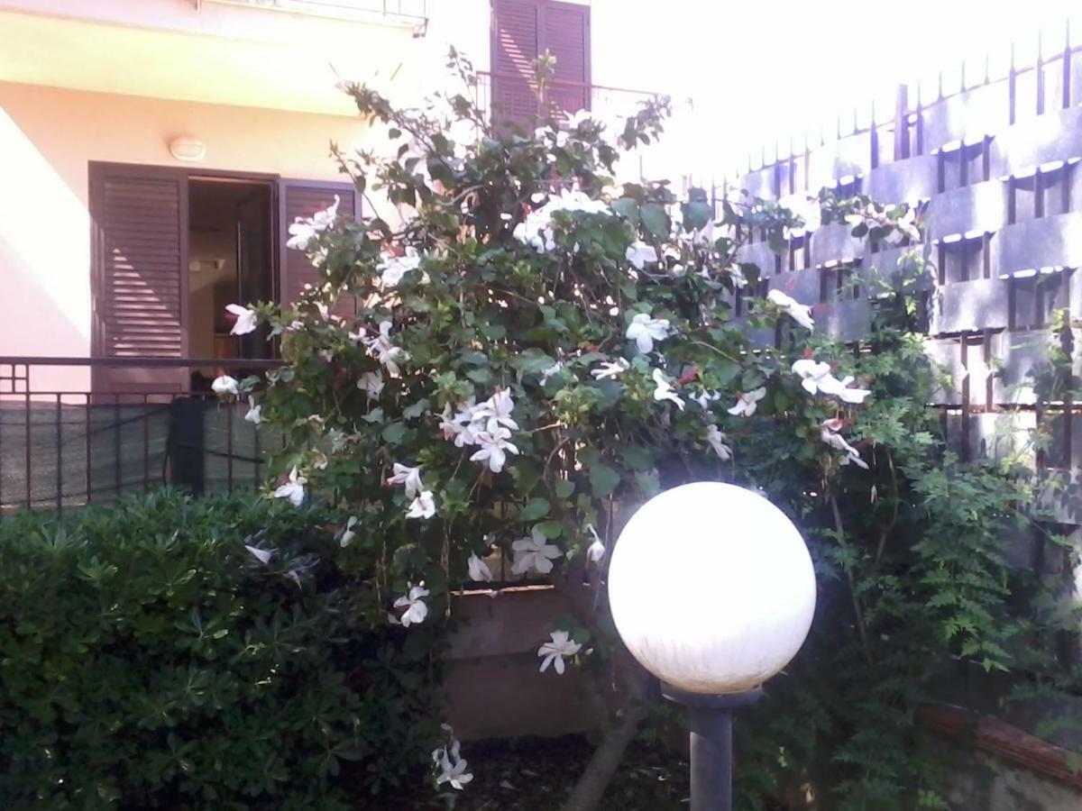 Sperone Mandra Capreria Exterior photo